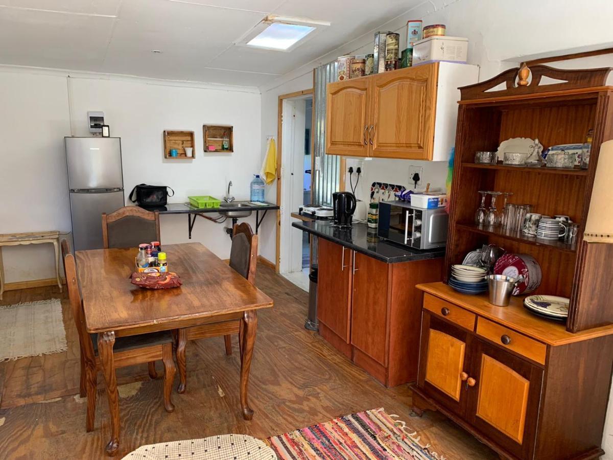 Serenity Guesthouse Klerksdorp Dış mekan fotoğraf