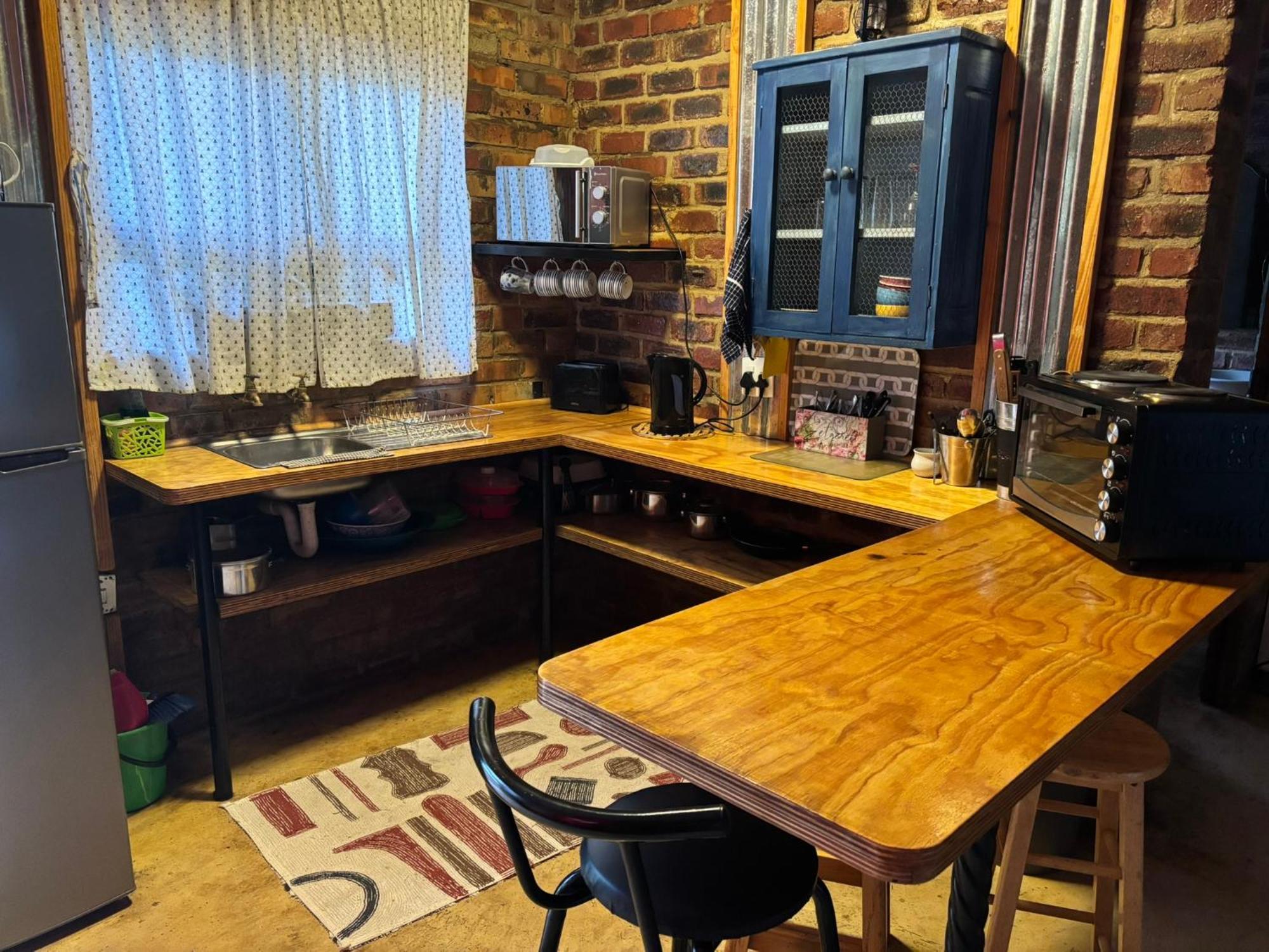 Serenity Guesthouse Klerksdorp Dış mekan fotoğraf