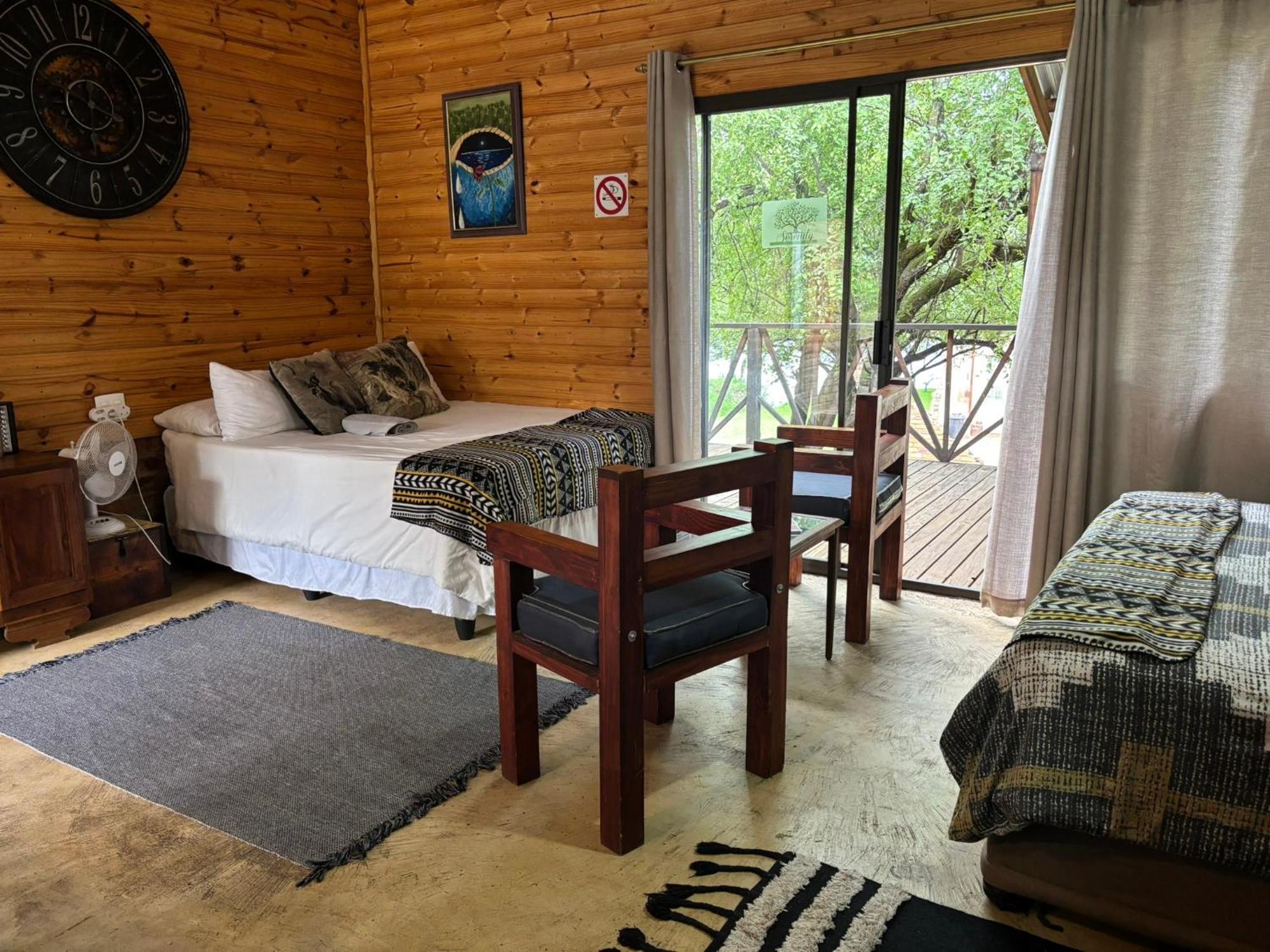 Serenity Guesthouse Klerksdorp Dış mekan fotoğraf